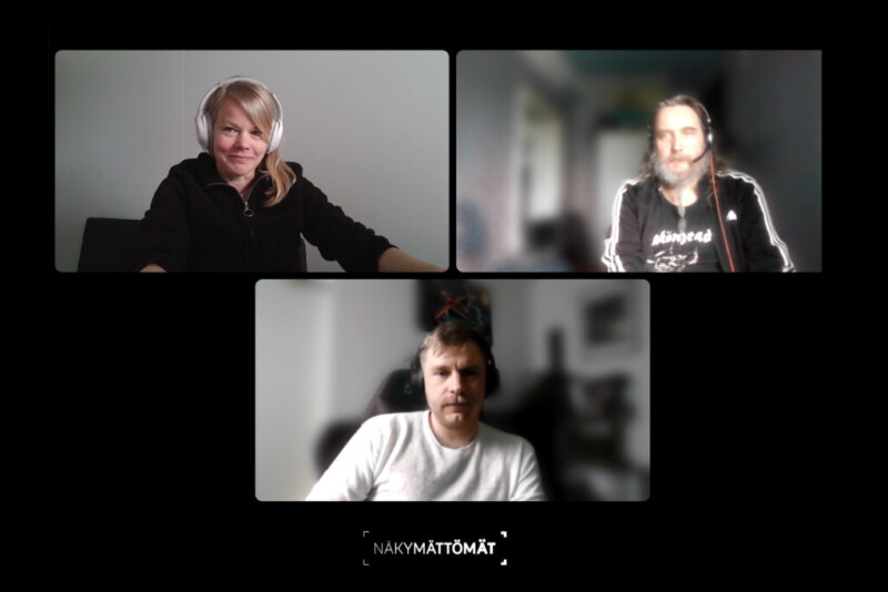 Kolme henkilöä omilta tietokoneruuduiltaan yhteisessä kuvassa Discord-alustalla