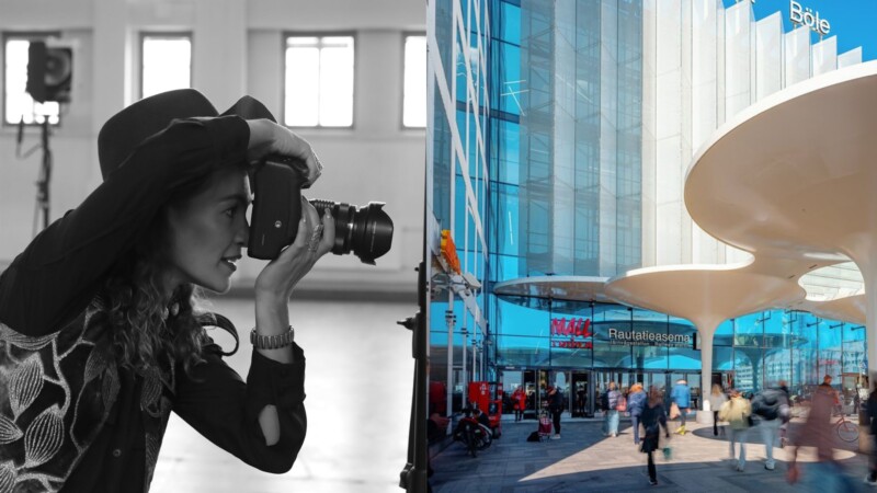 Meeri Koutaniemi kuvaamassa kameralla. Toisella puolella kuvaa Mall of Tripla -kauppakeskuksen aukio jossa ihmisvilinää.