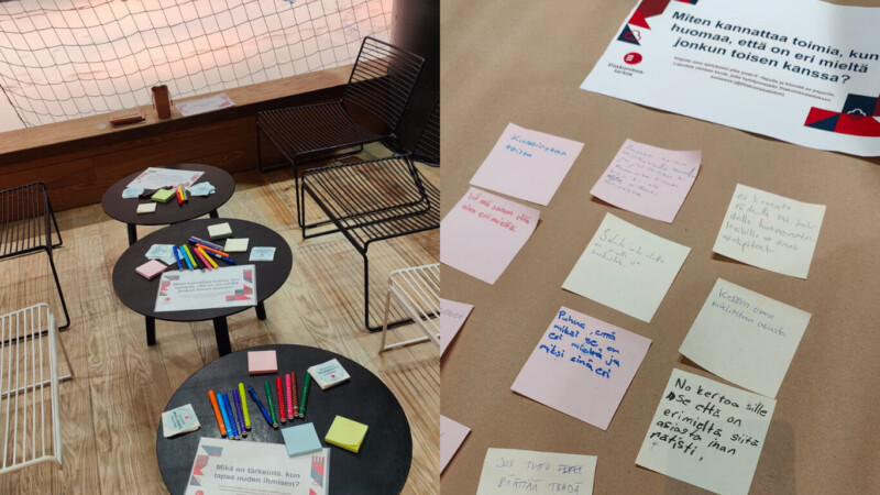 Kuvakollaasi: vasemmalla pieni työpajahuone, jossa kolme pyöreää pöytää ja metallituoleja, pöydillä värikyniä, muistilappuja ja kortteja, oikealla lähikuva useista värillisistä post-it-lapuista, joihin on kirjoitettu lyhyitä vinkkejä rakentaviin kohtaamisiin.